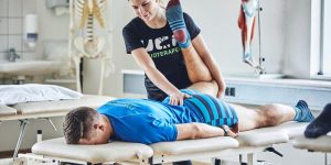 Top Physical Therapist for Knee Pain in Chenoweth, Kentucky
